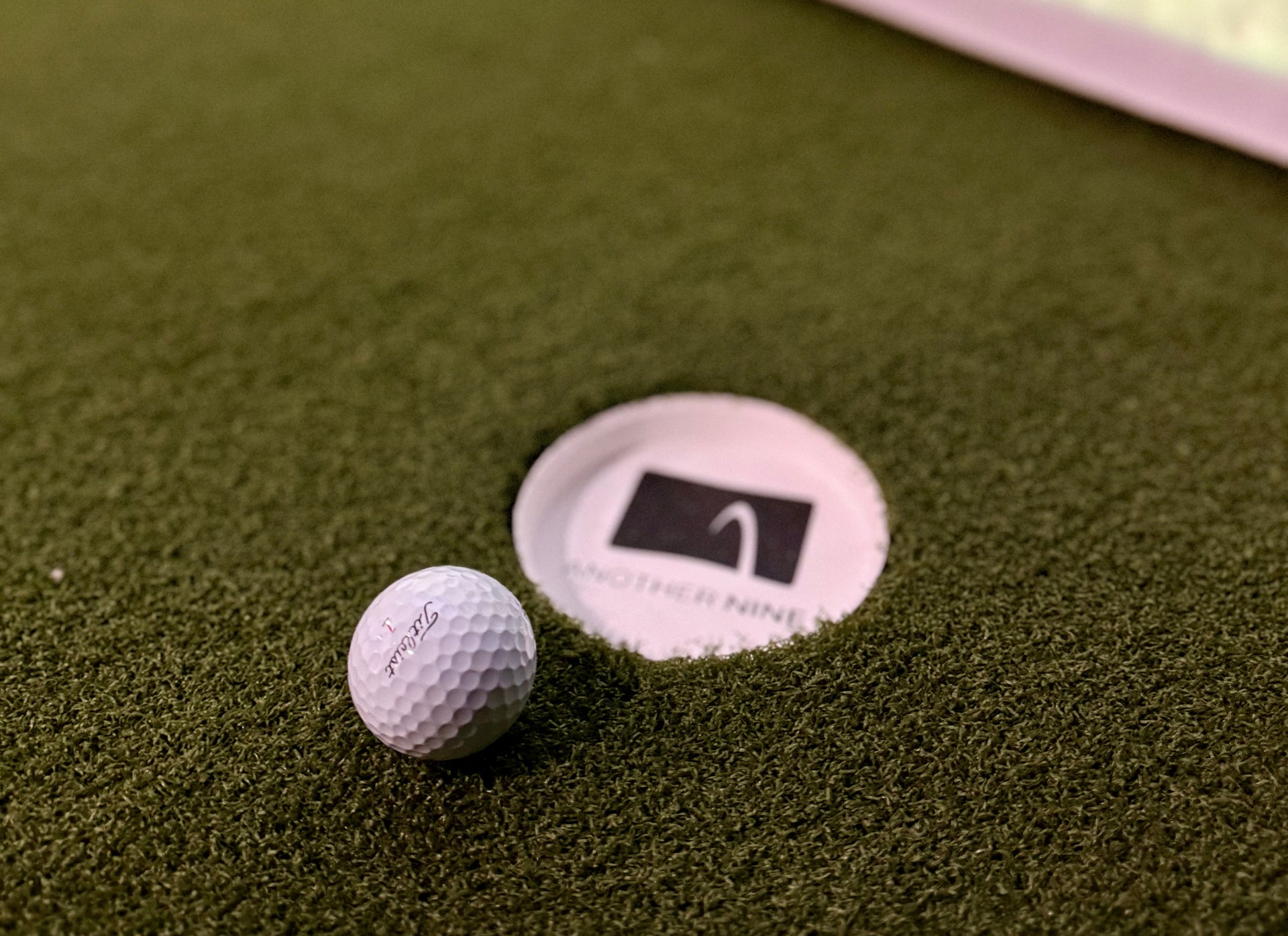 OWN THE IDEAL INDOOR GOLF EXPERIENCE